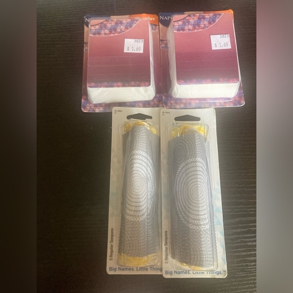 4/$25 Travel size Woman’s menstrual products. New in packages. 6 tampons & 2 nap - Picture 1 of 3